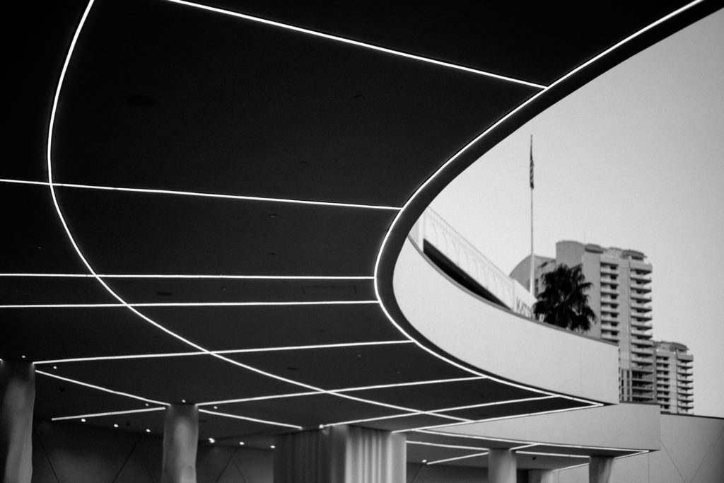 Street Photography — Las Vegas SLS — Shutterbug Training