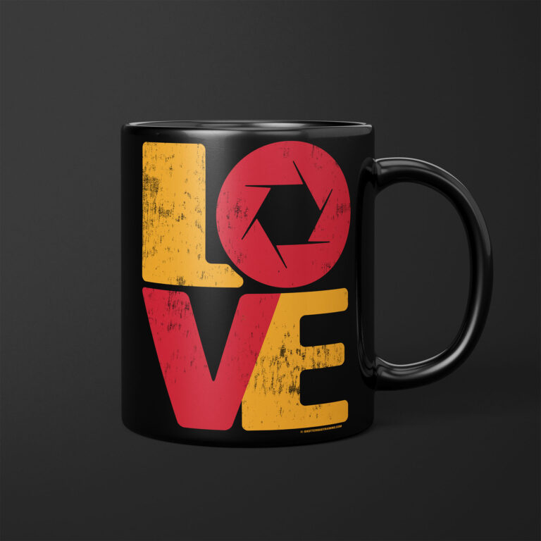 LOVE MUG BLACK