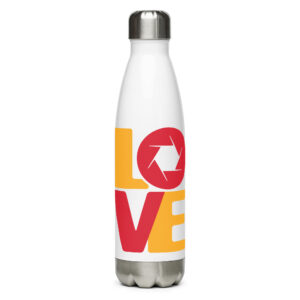 LOVE PHOTOGRAPHY H20 PIN