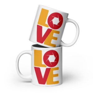 LOVE PHOTOGRAPHY MUG